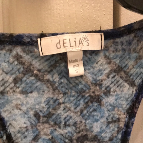 Colorful tank - Picture 3 of 3